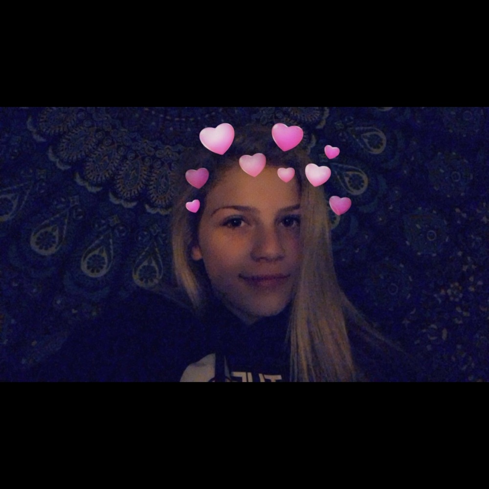 Meet your Posher, Riley